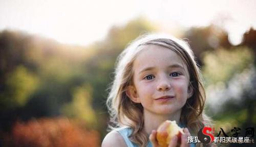 心理测试:4个孩子,你会当哪个孩子干妈?测试你的母爱有多少